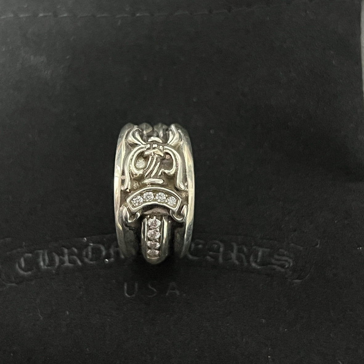 Wide sword ring