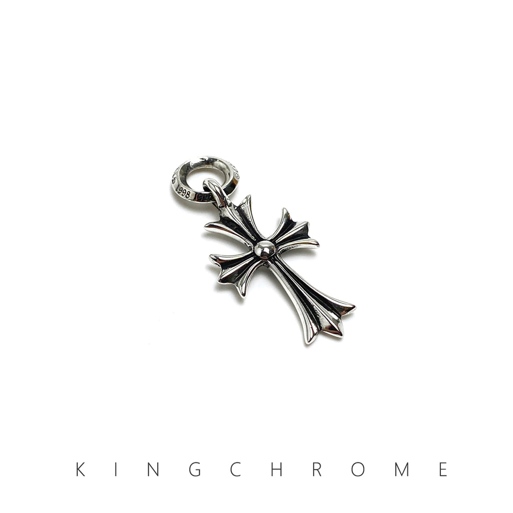 Single-Loop Cross Pendant