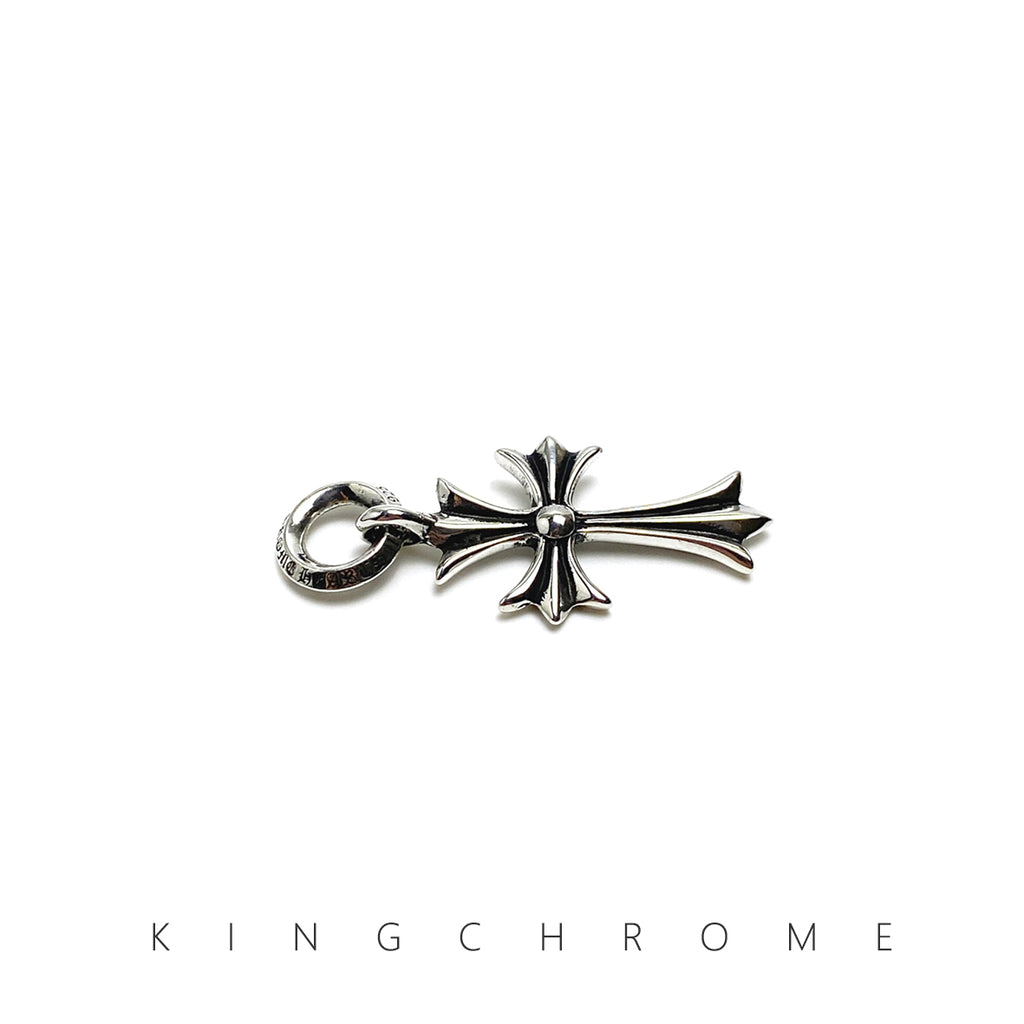 Single-Loop Cross Pendant