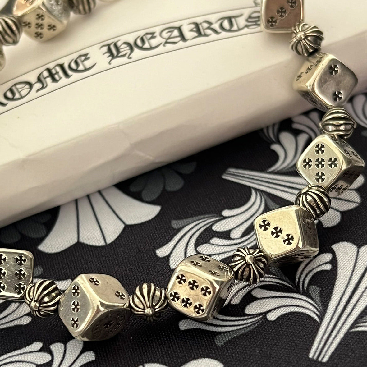 kingchrome Dice Bracelet