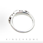 Narrow cross-shaped ring