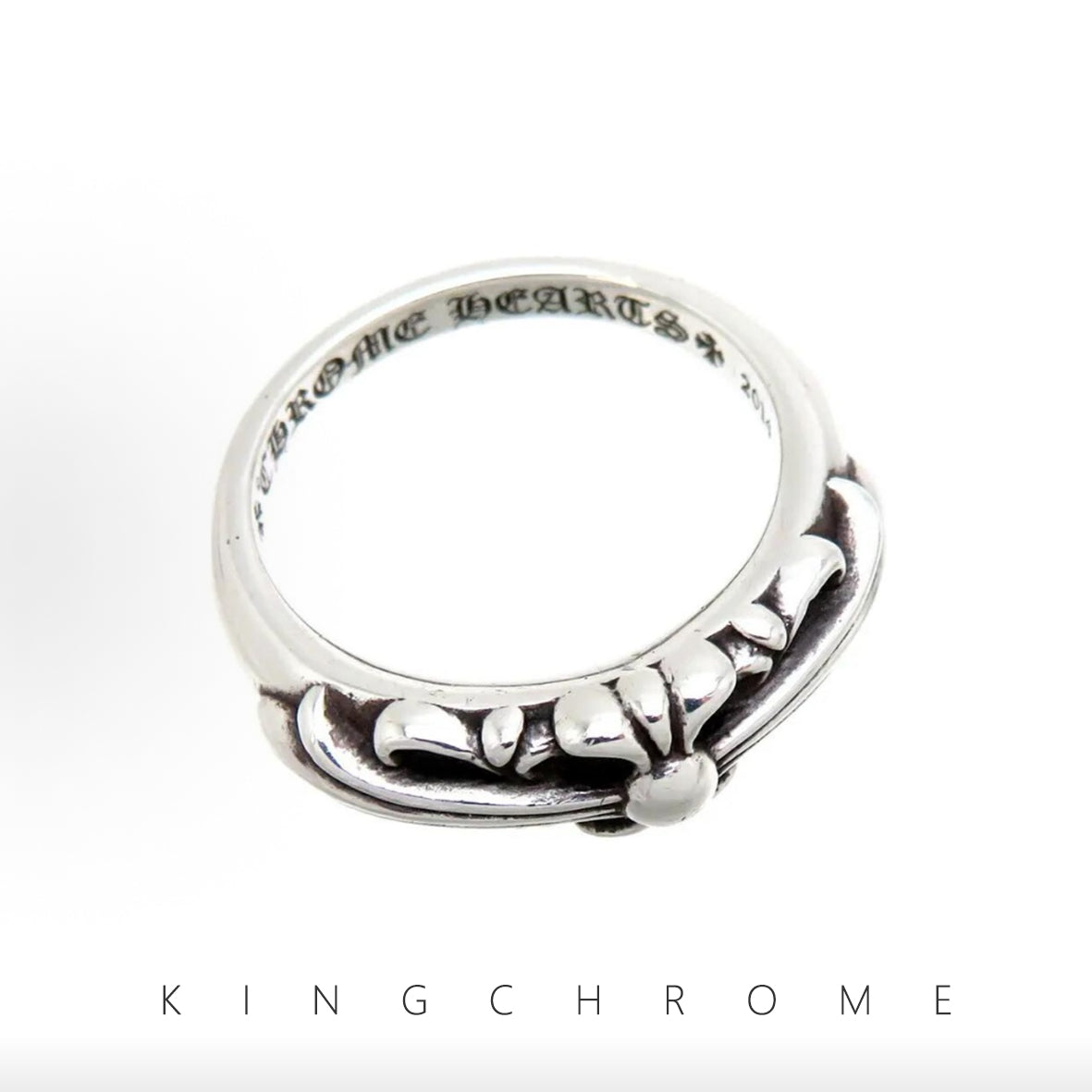 Narrow cross-shaped ring