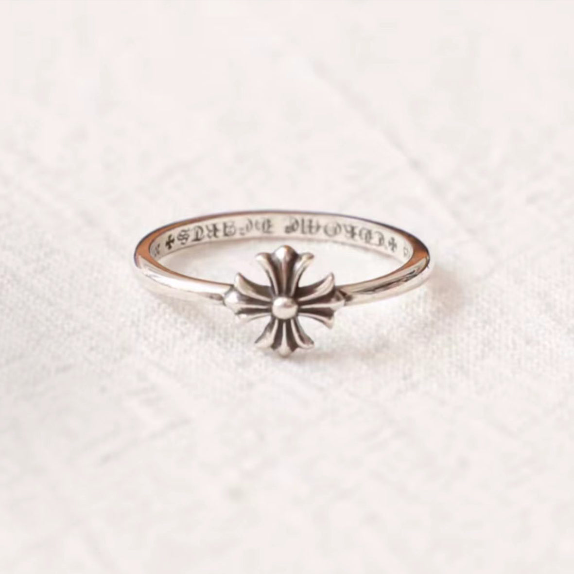 Short cross ring