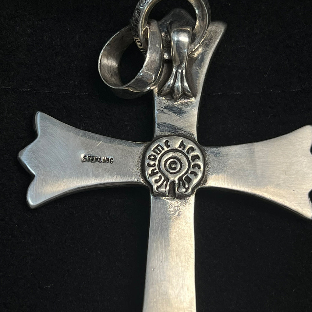 Large teardrop cross pendant
